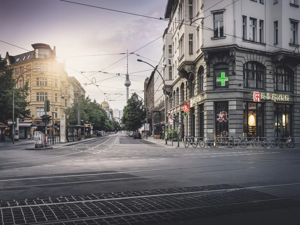 Oranienburger Straße Berlin - fotokunst von Ronny Behnert