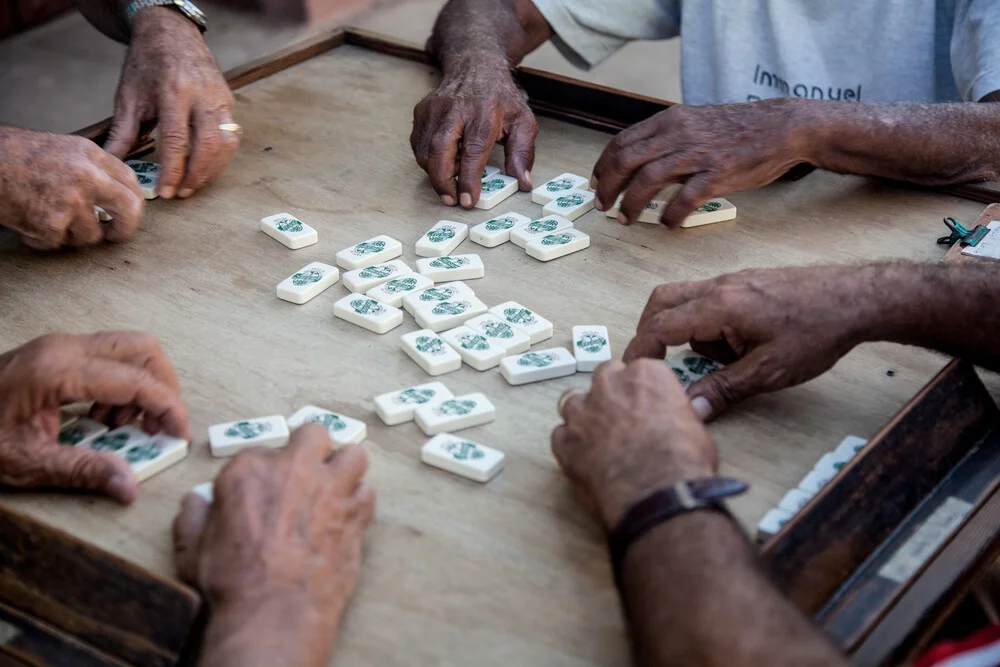 Domino - fotokunst von Steffen Rothammel