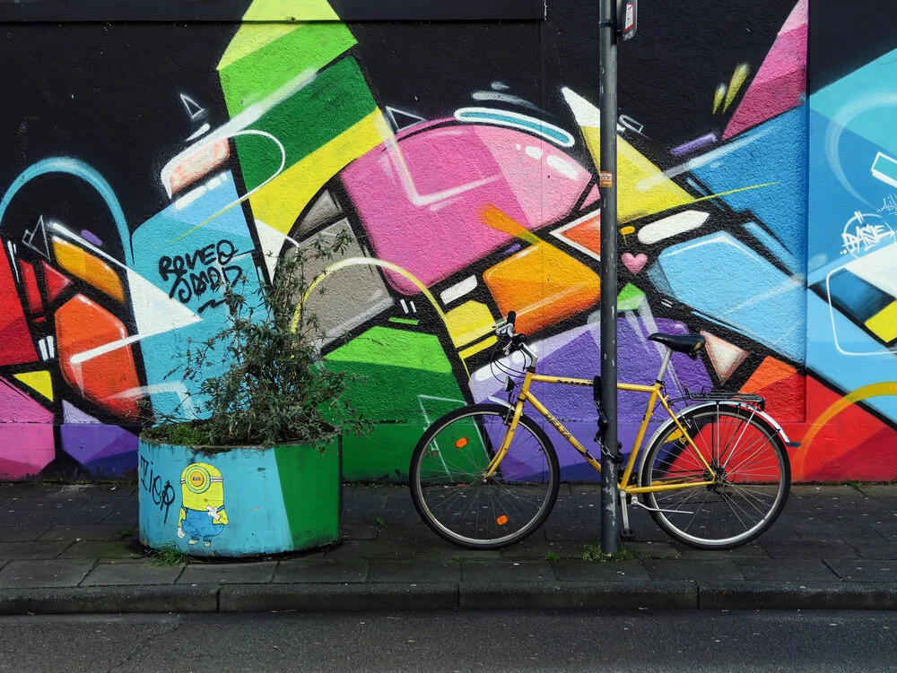 Yellow Bike - fotokunst von Anuschka Wenzlawski