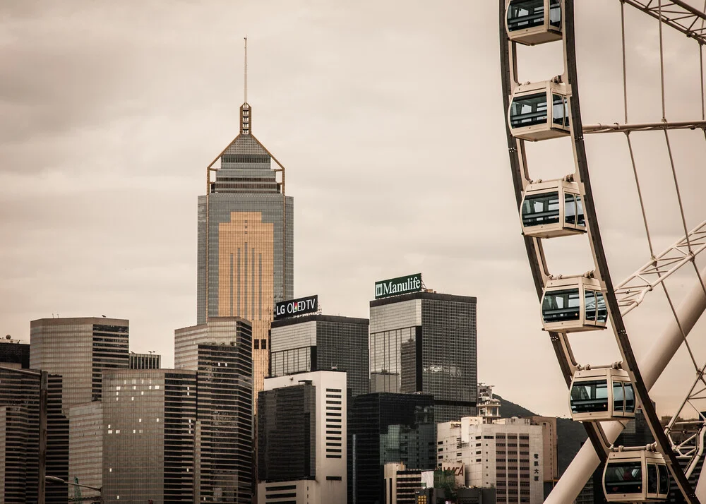 hong Kong ferris wheel - Fineart photography by Sebastian Rost