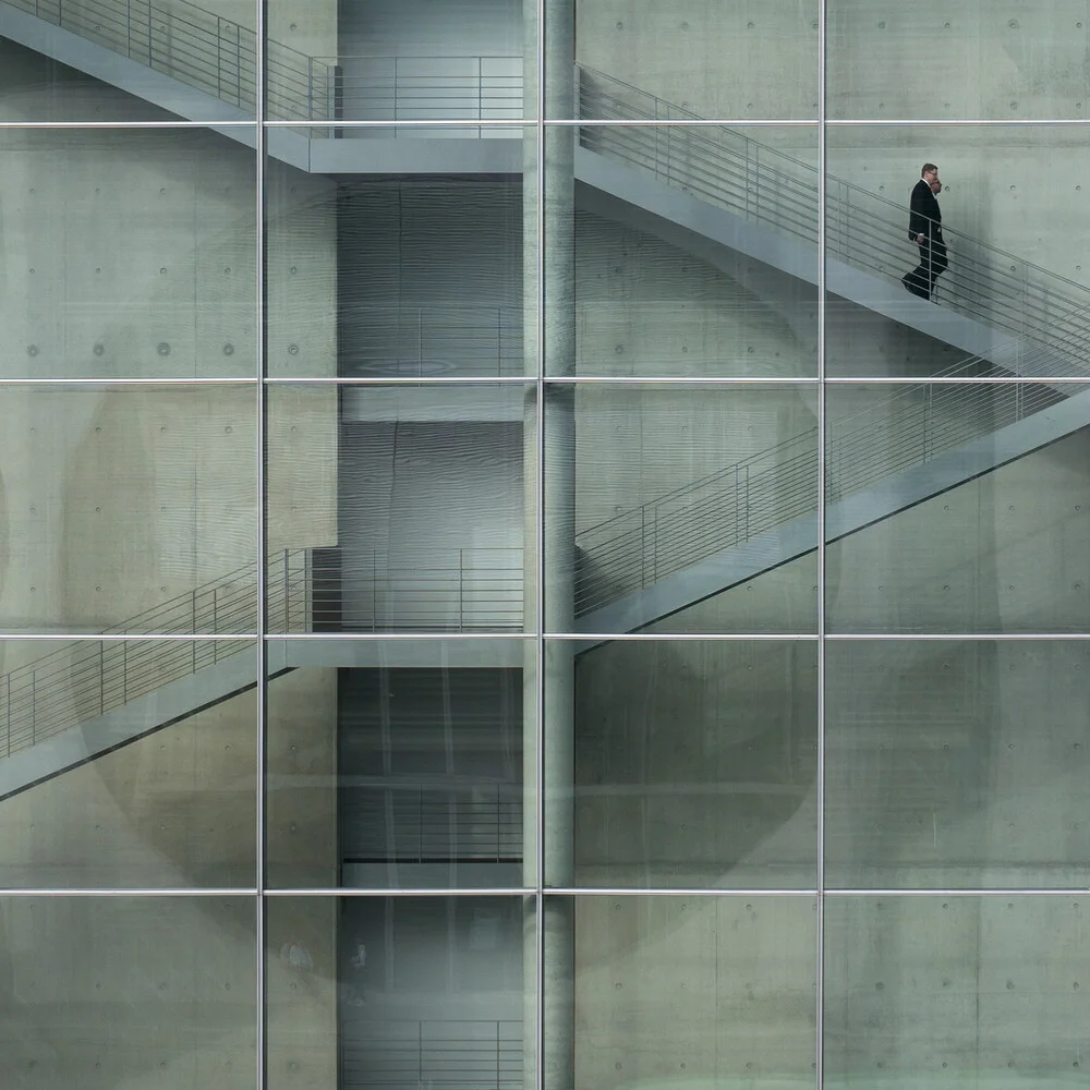 downstairs - fotokunst von Klaus Lenzen