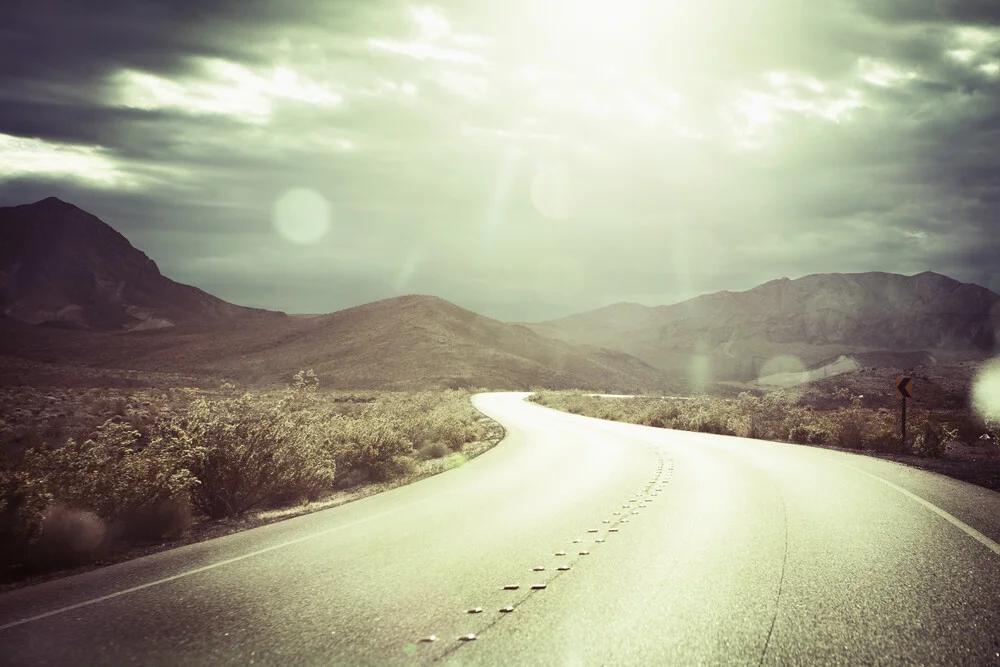 Die Straße - fotokunst von Florian Büttner