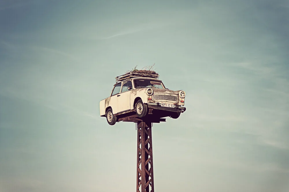 Trabant - fotokunst von Michael Belhadi