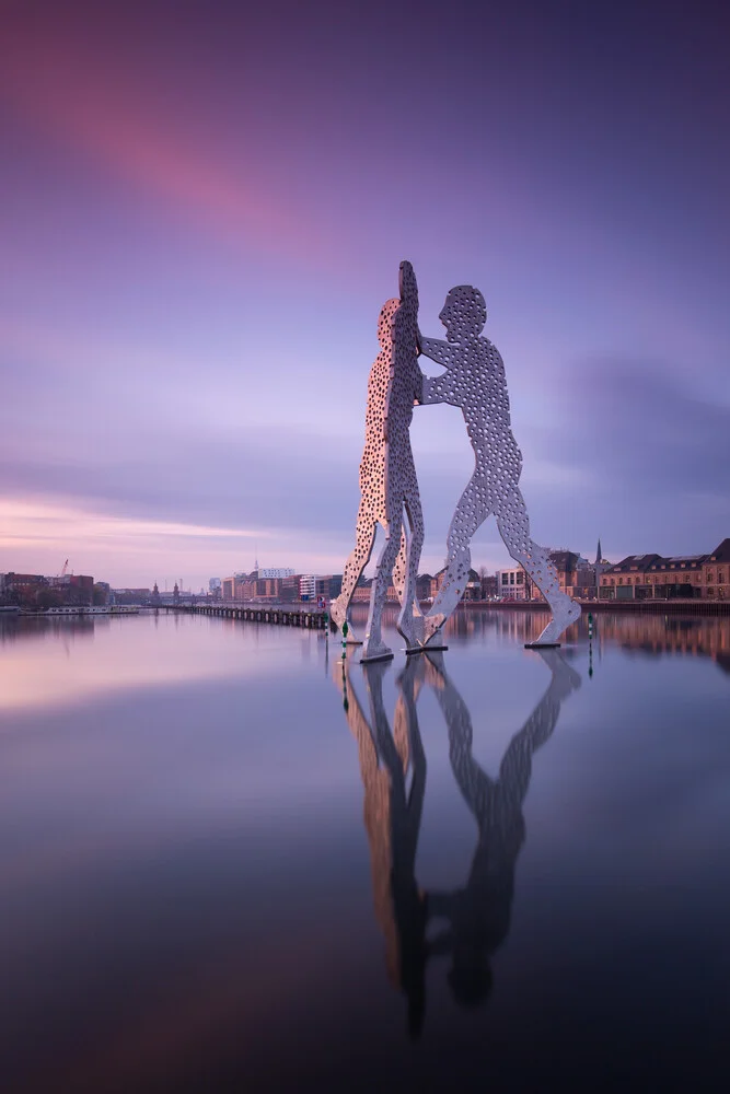 Molecule Man at sunset - fotokunst von Holger Nimtz