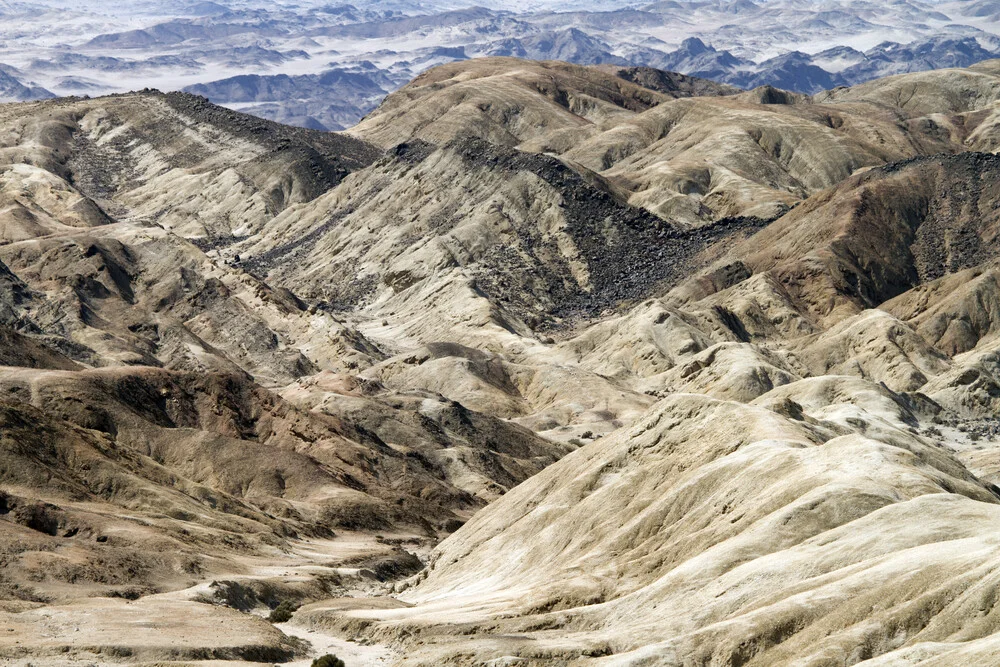 Mondlandschaft - fotokunst von Angelika Stern