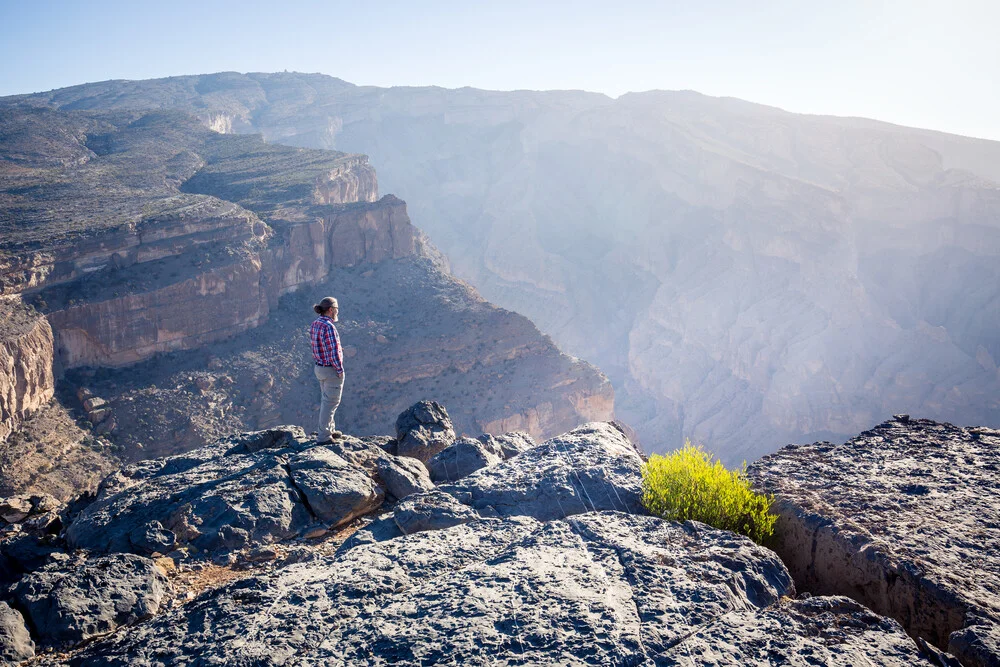 Morning at the Jebel Shams Canyon - fotokunst von Eva Stadler