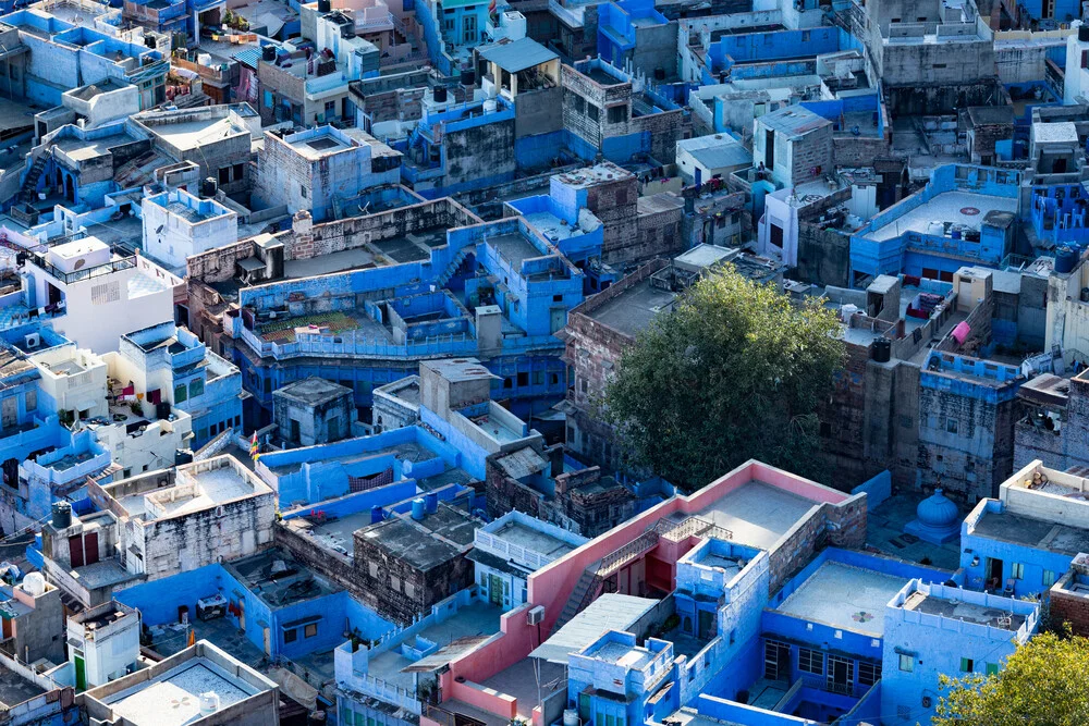 Die blaue Stadt - fotokunst von Sebastian Rost
