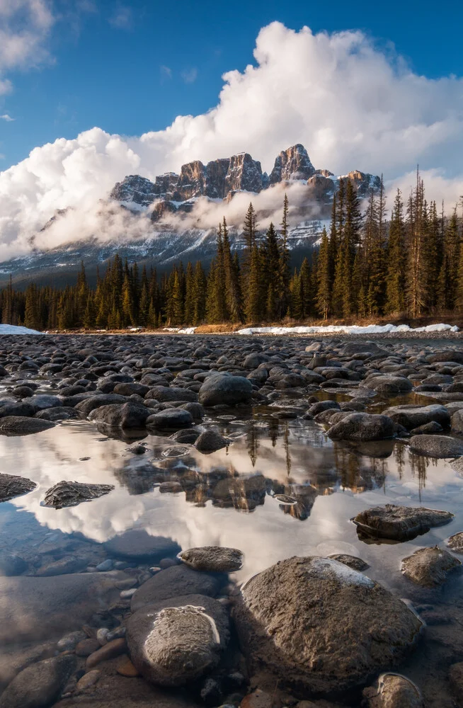 castle mountain - fotokunst von Christoph Schaarschmidt