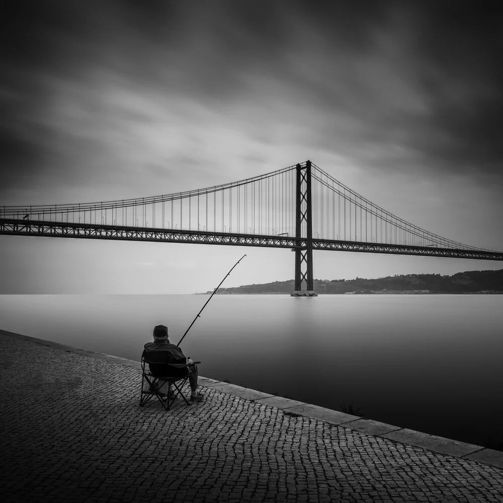 PONTE 25 DE APRIL - LISBON - fotokunst von Christian Janik