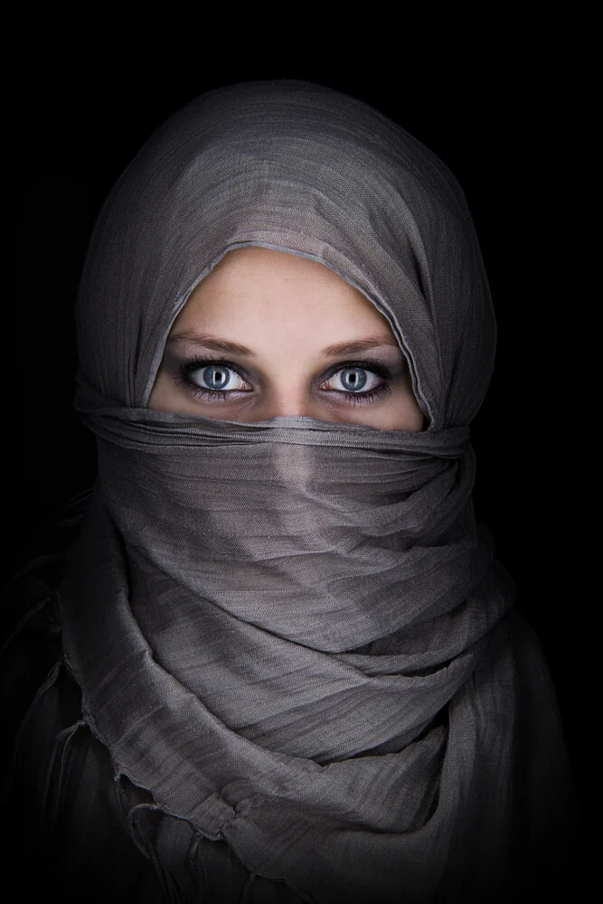 veiled woman - Fineart photography by Stefan Balk