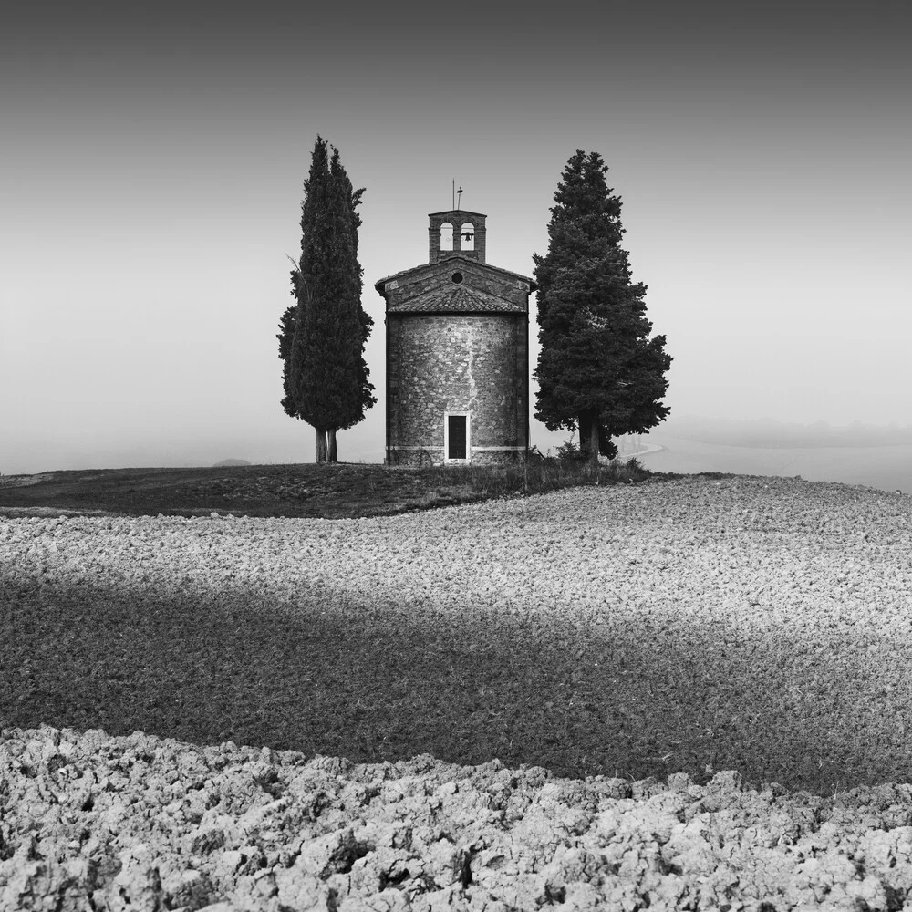 Capella della Madonna di Vitaleta - Toskana - fotokunst von Ronny Behnert