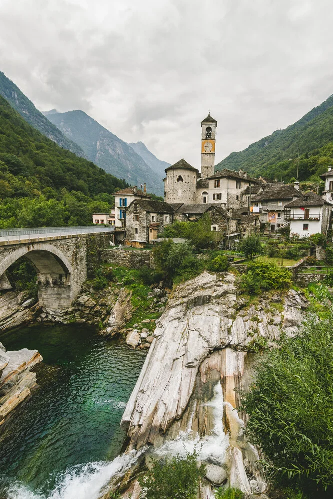 Lavertezzo - fotokunst von Thomas Richter