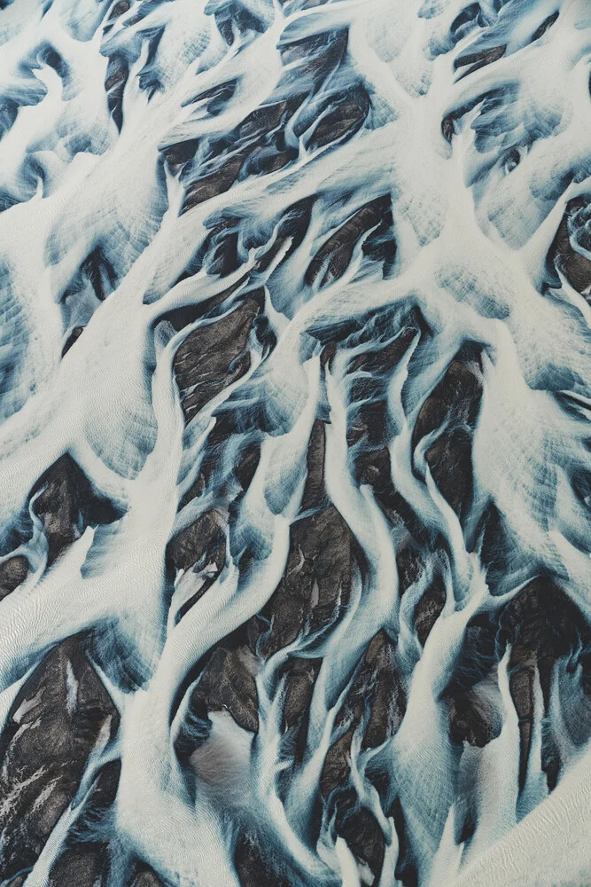 Braided river in Iceland - Fineart photography by Roman Königshofer