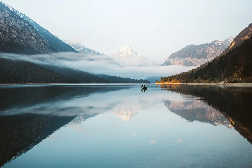 Cozy Morning with Fishermen - fotokunst von Asyraf Syamsul