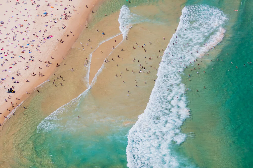 Bondi Colours - fotokunst von Cyril Cayssalie