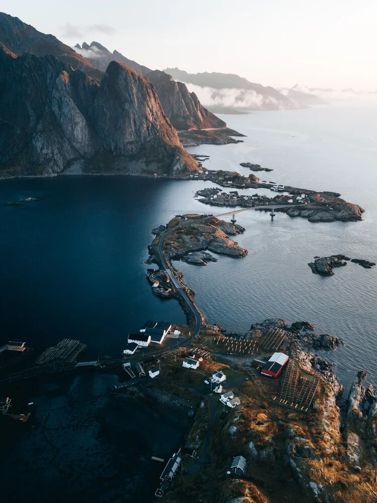 Inselträume in Norwegen - fotokunst von Frederik Schindler