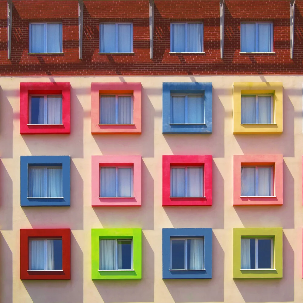 This House Is A Circus - fotokunst von Yener Torun