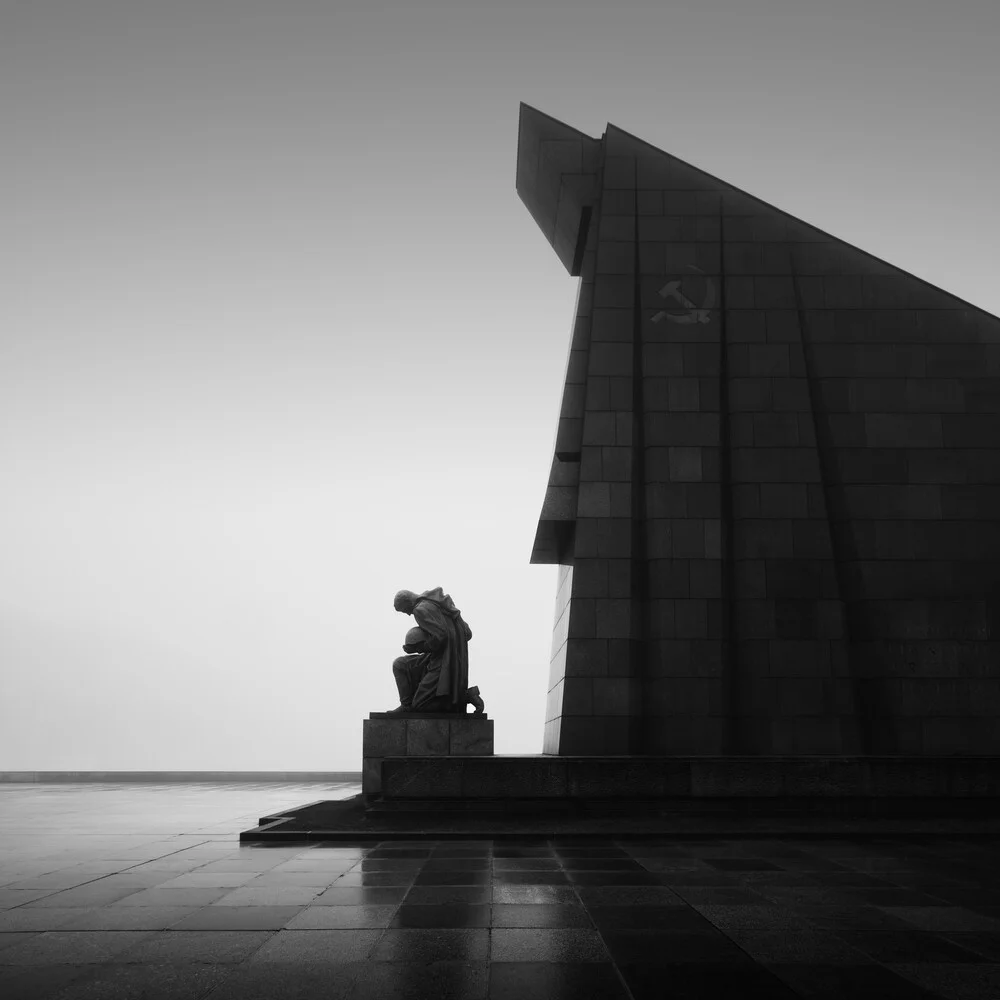 Soviet War Memorial Berlin - Study 2 - Fineart photography by Ronny Behnert