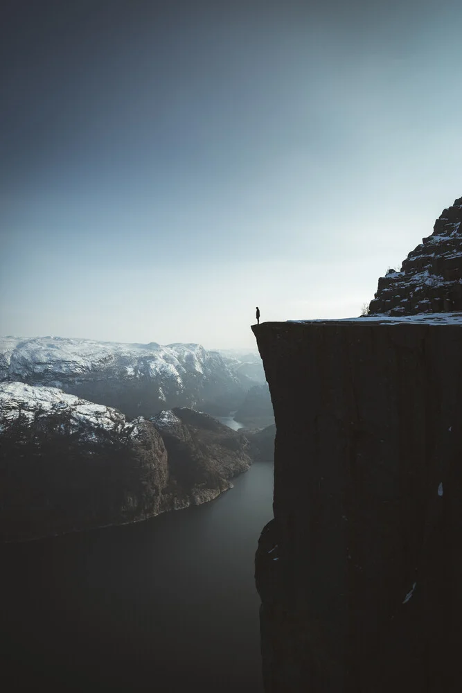 Standing at the edge - Fineart photography by Johannes Hulsch