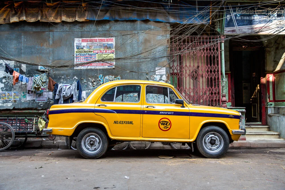 Taxi India - fotokunst von Miro May