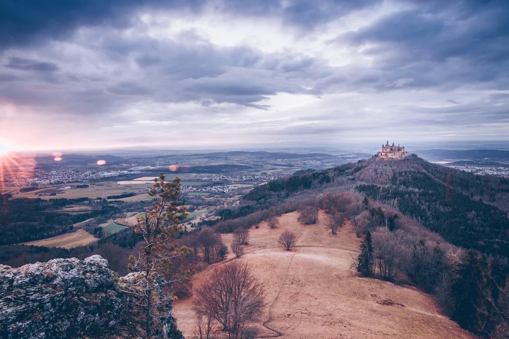 Auf dem Albtrauf: Burg Hohenzollern - fotokunst von Eva Stadler