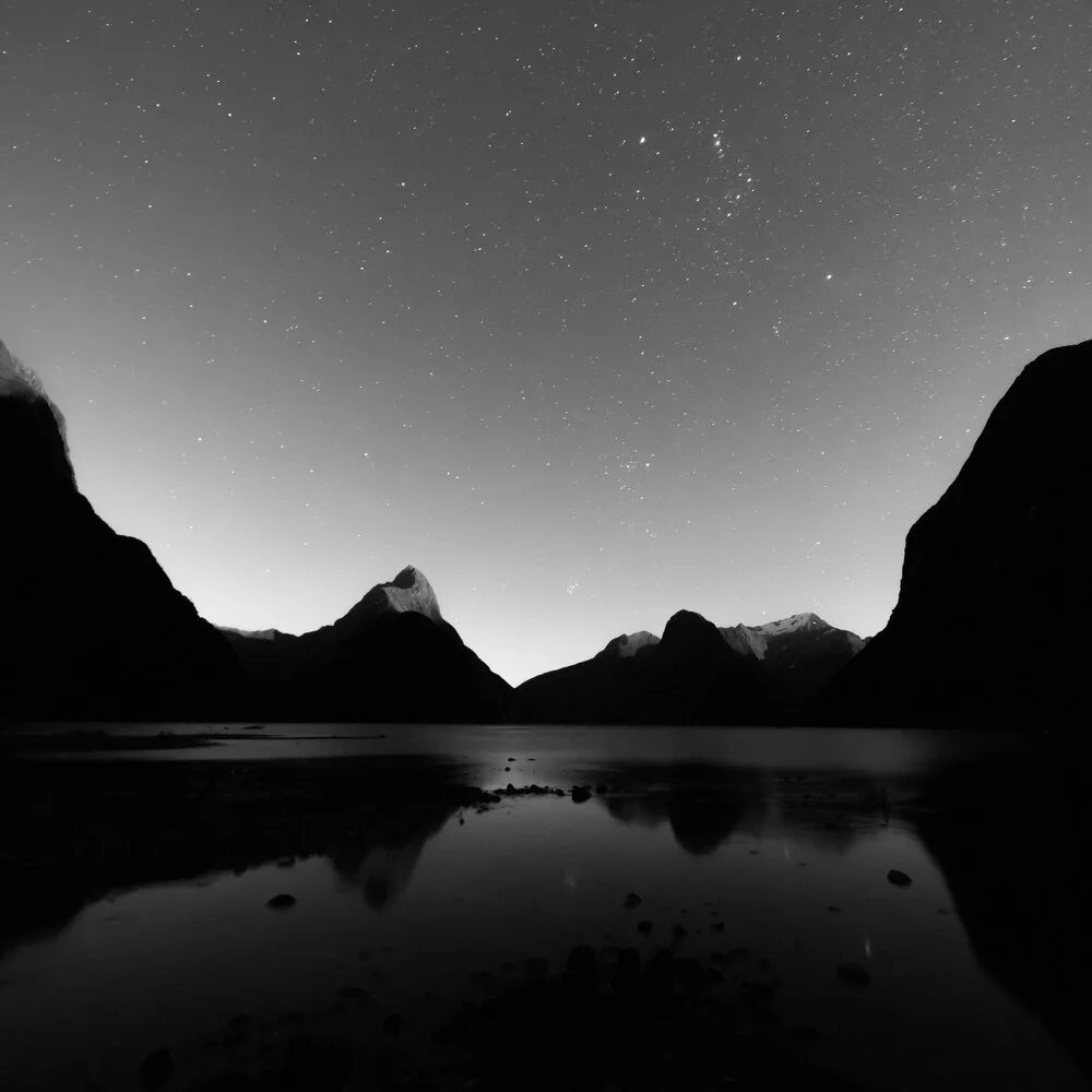 Milford Sound - fotokunst von Christian Janik