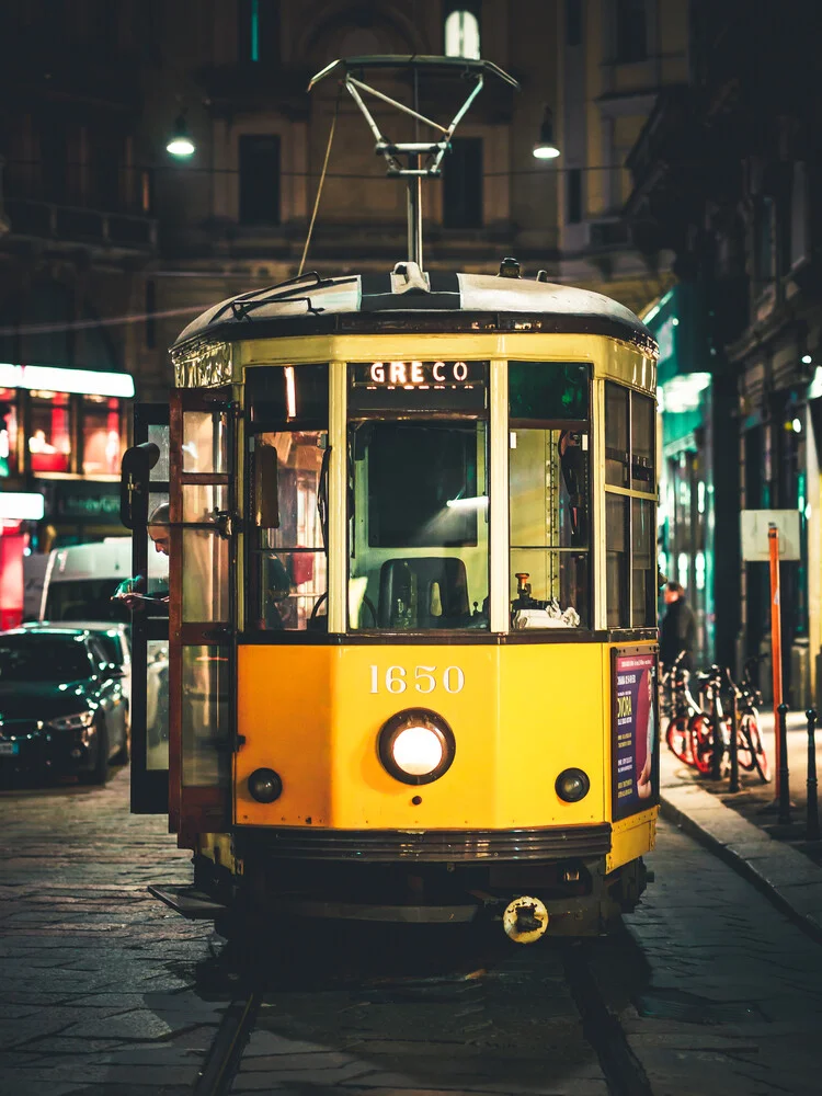 Milantram - fotokunst von Dimitri Luft