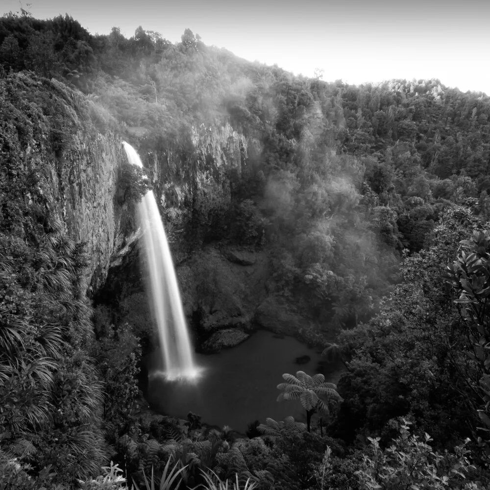 BRIDAL VEIL FALLS - Fineart photography by Christian Janik