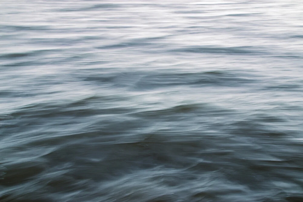 blurred waves - Fineart photography by Nadja Jacke