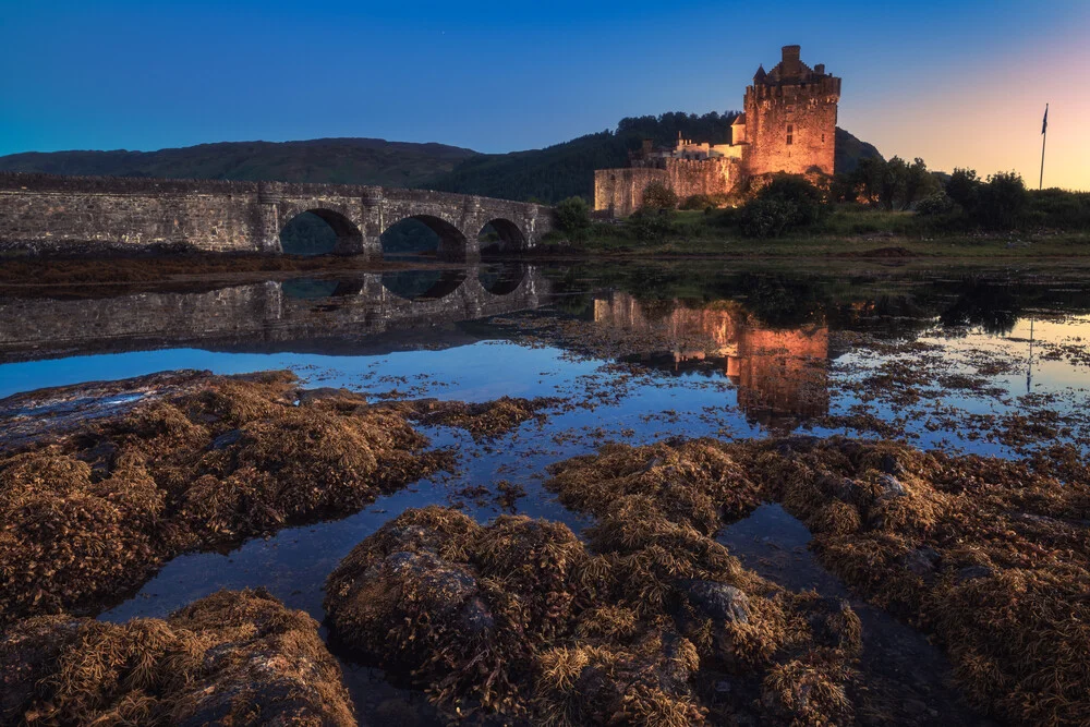 Eilean Donan Castle Sunset - Fineart photography by Jean Claude Castor