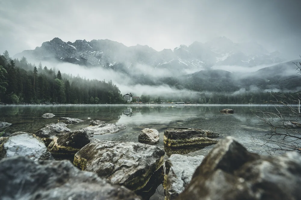 Mirror Lake - fotokunst von Philipp Steiger
