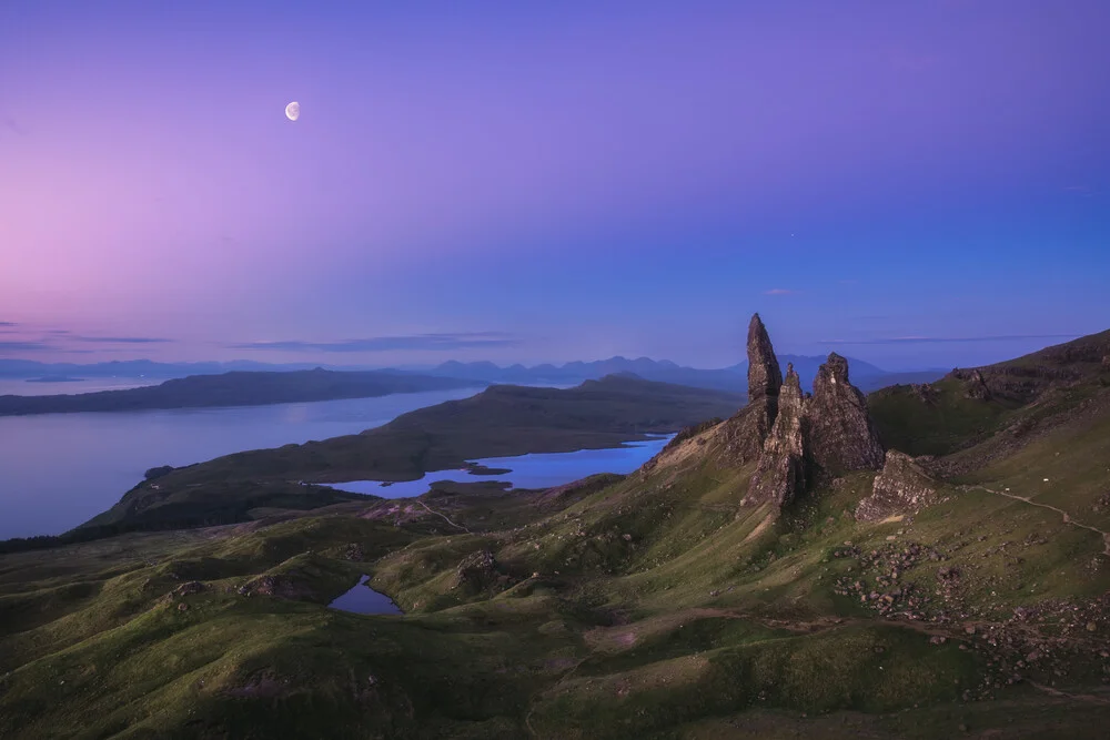 The Old Man of Storr on the Isle of Syke during Dawn - Fineart photography by Jean Claude Castor