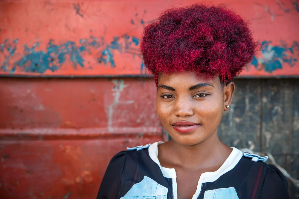 Hair Style - fotokunst von Miro May