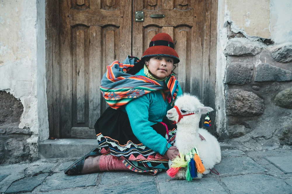 Peruanisches Mädchen - fotokunst von Ueli Frischknecht