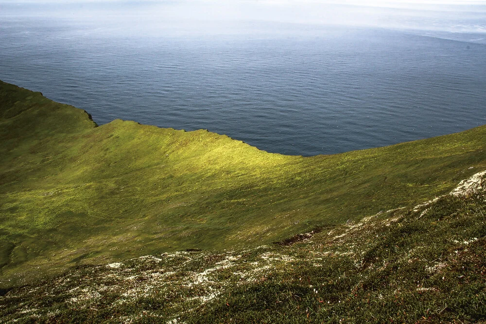 Cliff, Iceland (2013) - Fineart photography by Franziska Söhner