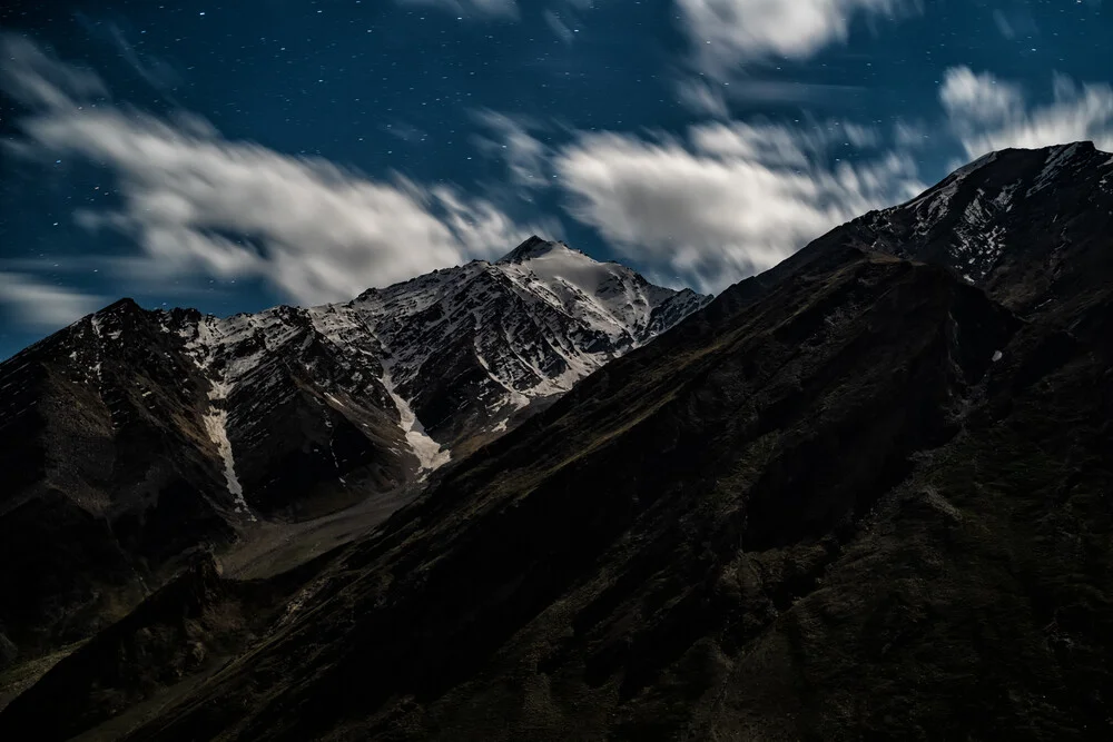 View at night - fotokunst von Michael Wagener