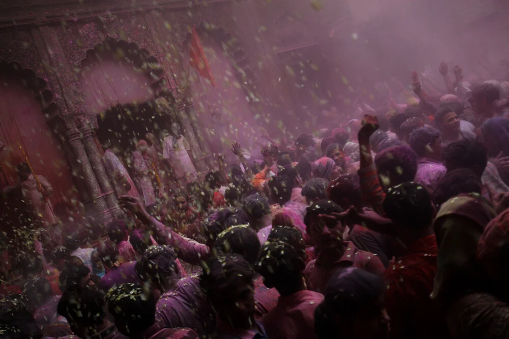 Holy Festival  - fotokunst von Rada Akbar