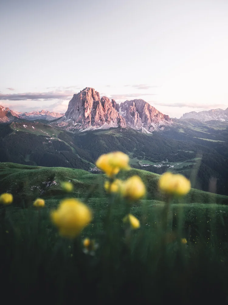 Alpenglühen in Gröden - fotokunst von Roman Huber