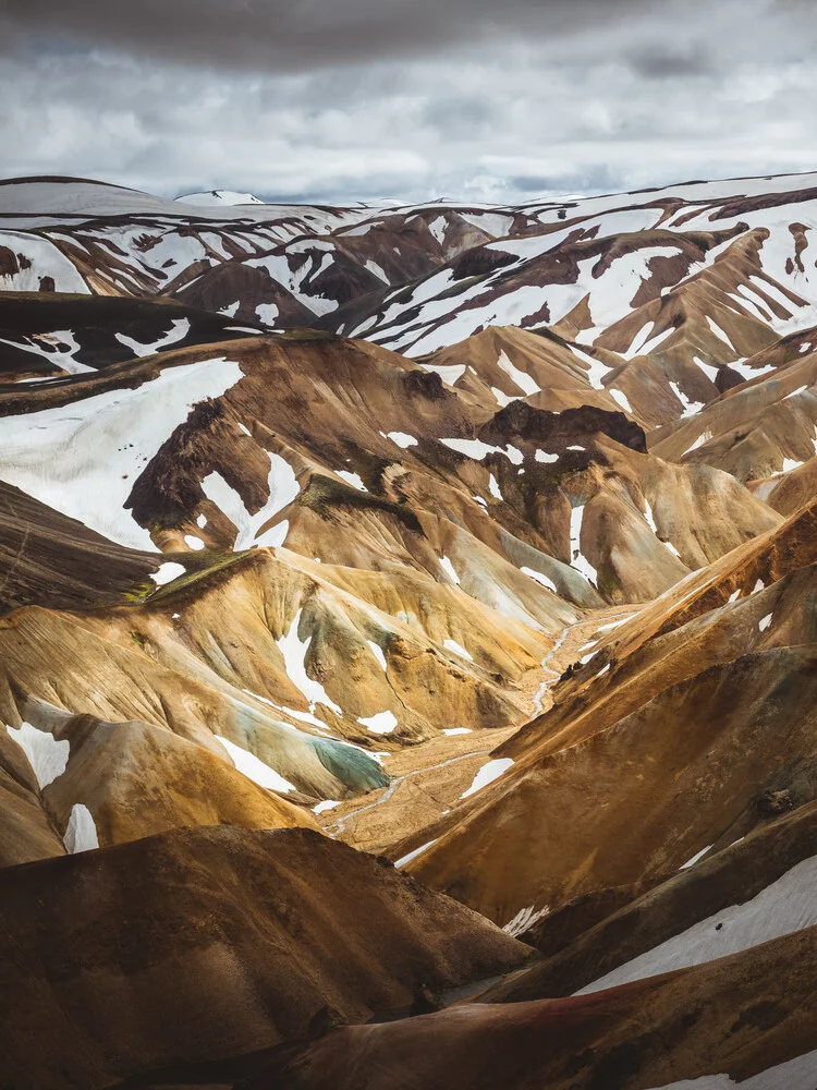 Blick in Landmannalaugar - fotokunst von Roman Huber