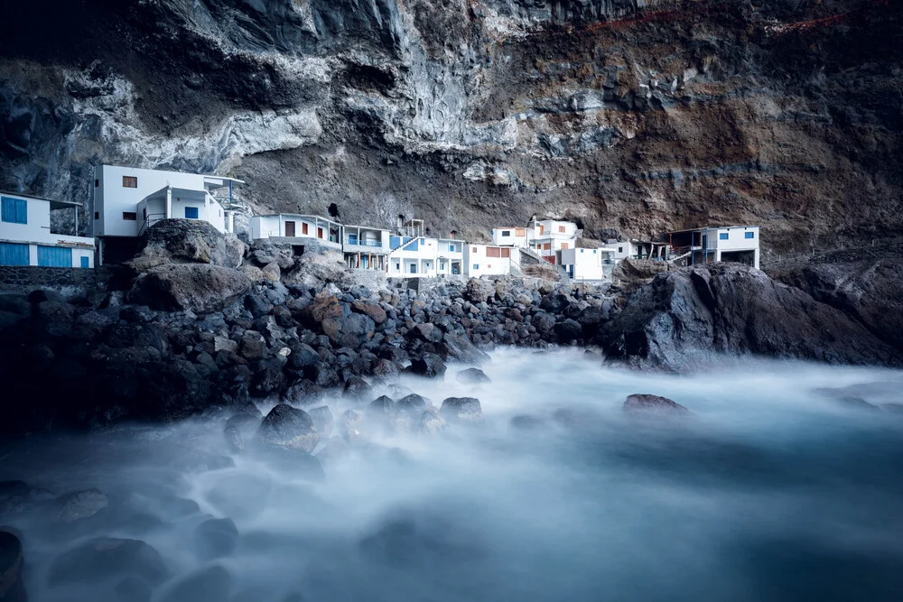 Ghost Town, Spanien – Fotokunst von Kosianikosia  als Poster oder Acrylglasbild