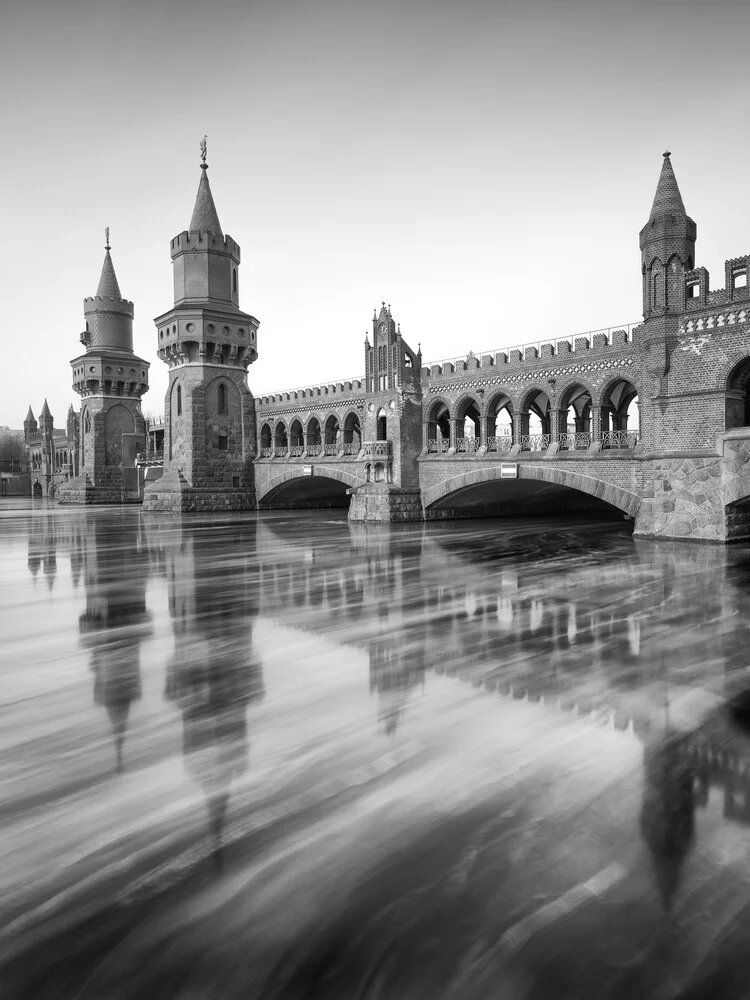 Oberbaum Bridge in winter - Fineart photography by Holger Nimtz