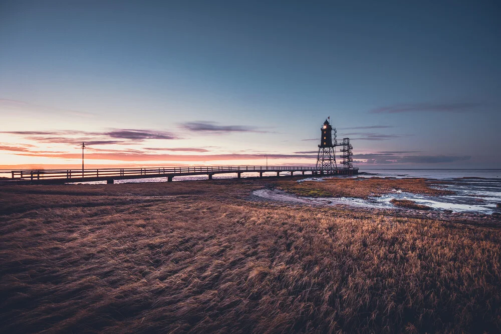 Historical lighthouse Obereversand in the evening light. - Fineart photography by Franz Sussbauer