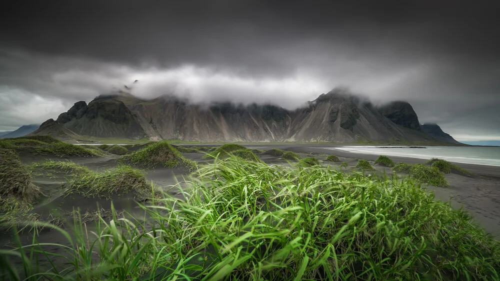 Vestrahorn - summit in clouds - fotokunst von Anke Butawitsch