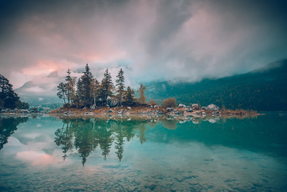 Eib lake at sunrise - Fineart photography by Franz Sussbauer