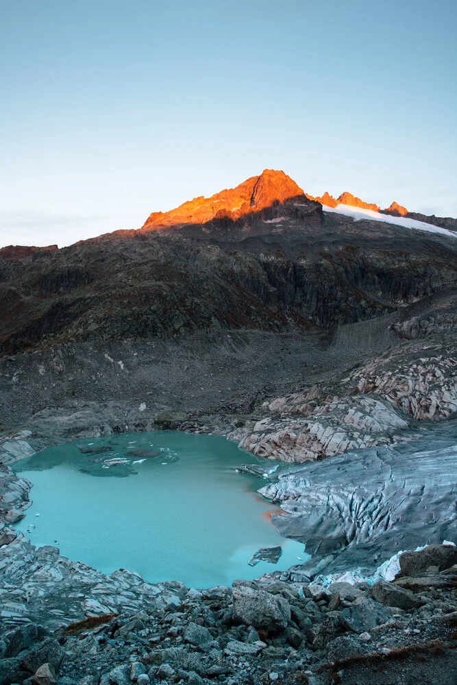 Furkagletscher bei Sonnenaufgang - fotokunst von Peter Wey