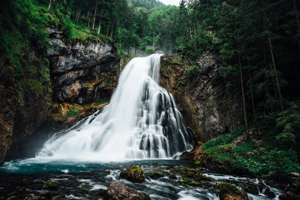 Gollinger Wasserfall - fotokunst von Peter Wey