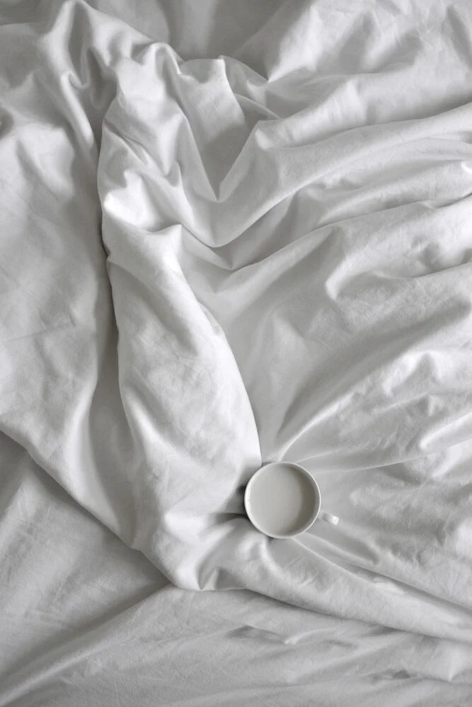 Coffee time in bed - you & me - fotokunst von Studio Na.hili