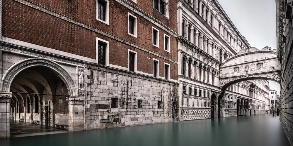 Ponte dei Sospiri - fotokunst von Anke Butawitsch