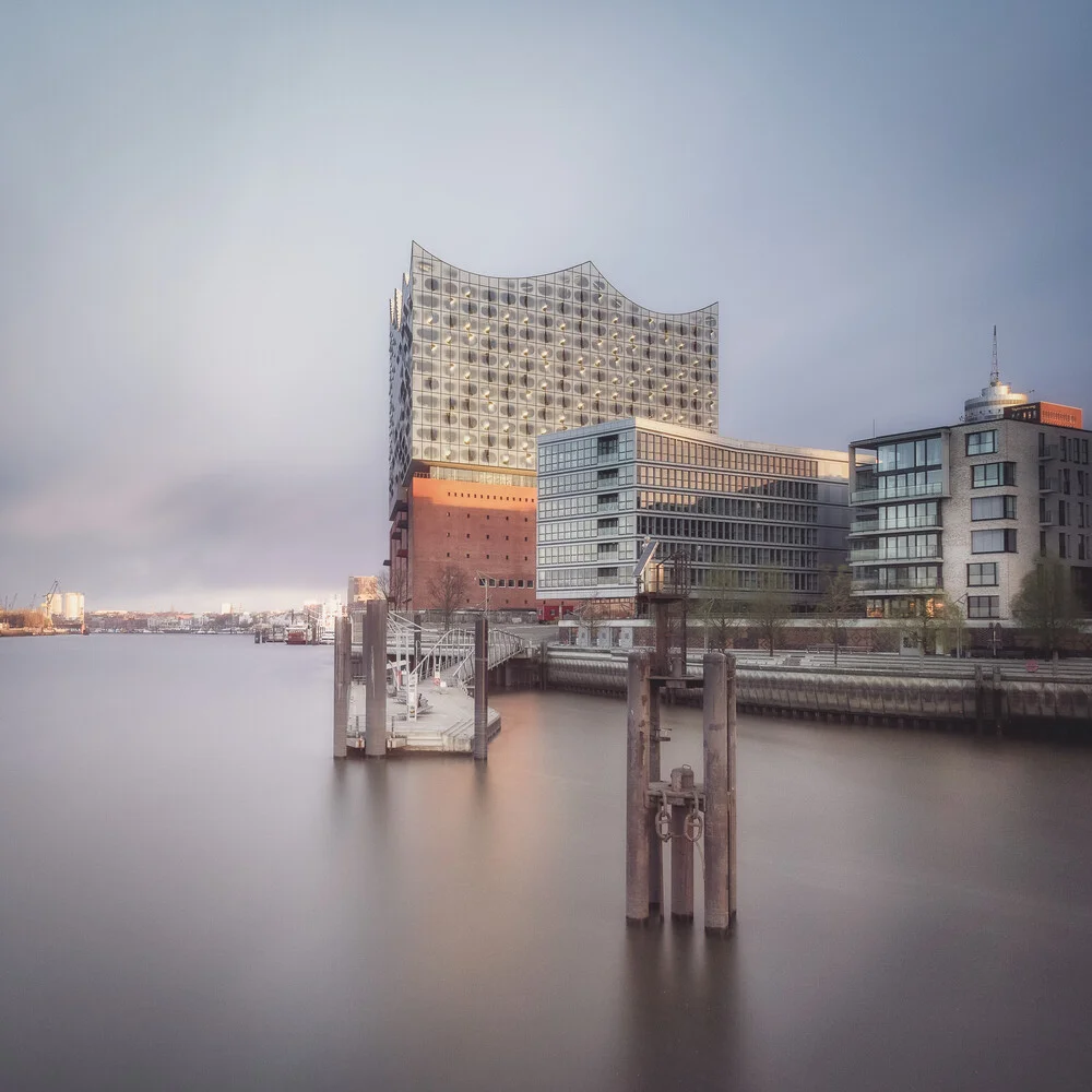 Elbphilharmonie Hamburg - fotokunst von Dennis Wehrmann