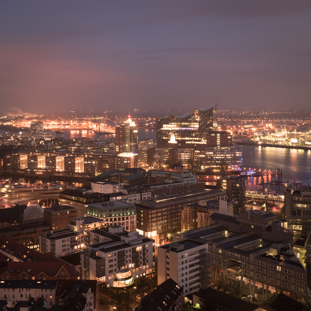 Night panorama Hamburger harbour district and Elbphilharmonie - Fineart photography by Dennis Wehrmann